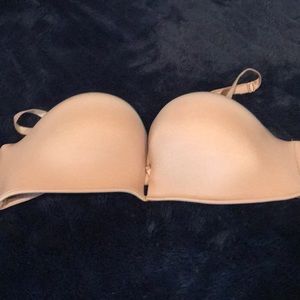 Victoria’s Secret Bombshell